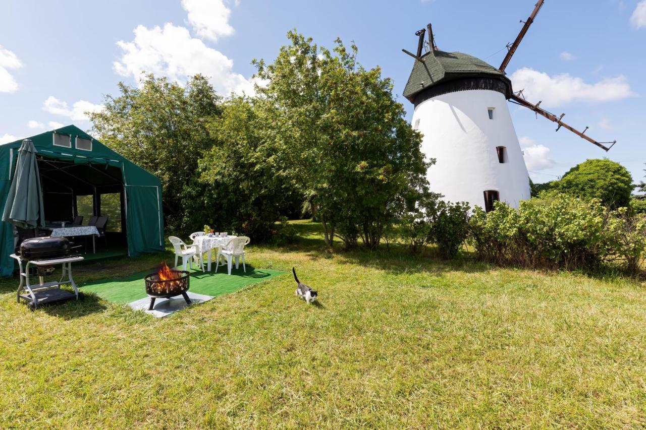 Windmill Vacation Home In Ledzin Near Baltic Sea Niechorze Exteriör bild