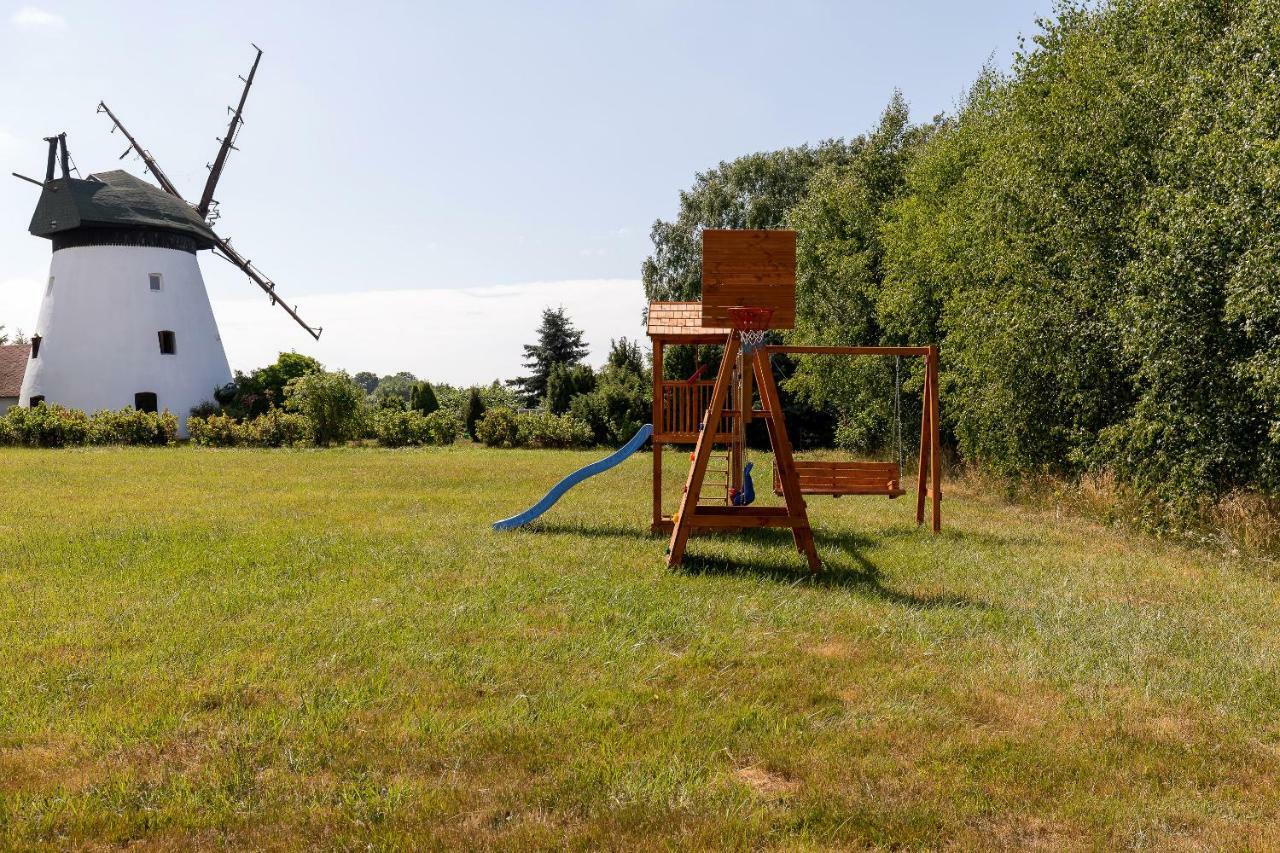 Windmill Vacation Home In Ledzin Near Baltic Sea Niechorze Exteriör bild